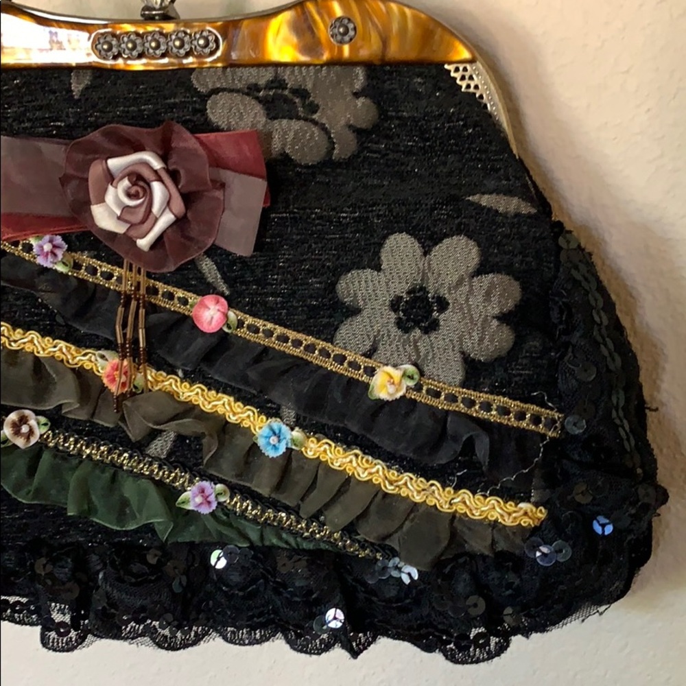 VTG Purse - Picture 3 of 8